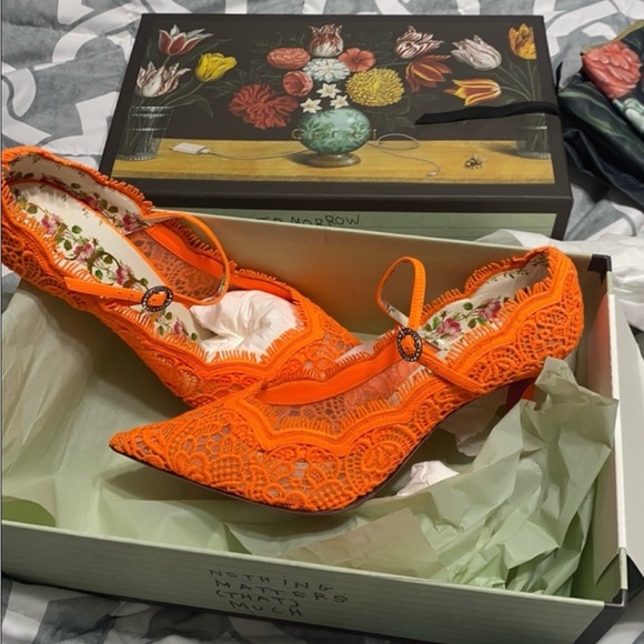 Gucci lace pumps - Picture 2 of 8